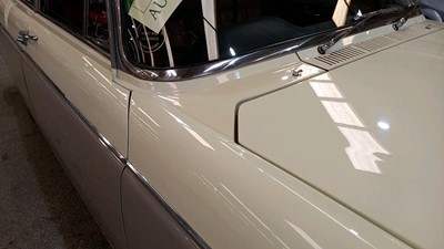 Lot 384 - 1969 WOLSELEY 16/60