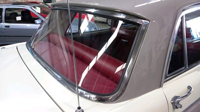 Lot 384 - 1969 WOLSELEY 16/60