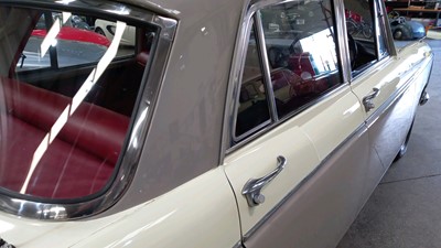 Lot 384 - 1969 WOLSELEY 16/60
