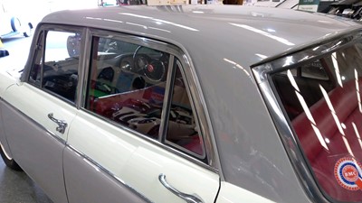 Lot 384 - 1969 WOLSELEY 16/60