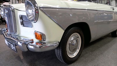 Lot 384 - 1969 WOLSELEY 16/60