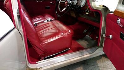 Lot 384 - 1969 WOLSELEY 16/60