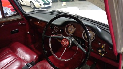 Lot 384 - 1969 WOLSELEY 16/60