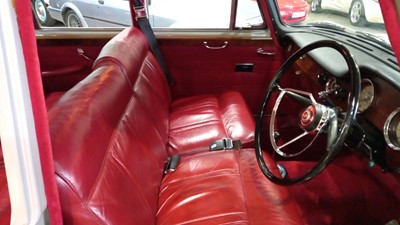 Lot 384 - 1969 WOLSELEY 16/60