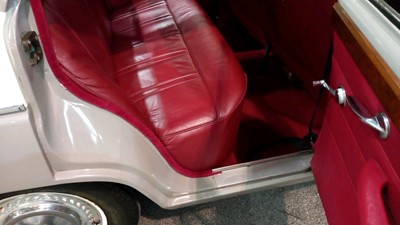 Lot 384 - 1969 WOLSELEY 16/60
