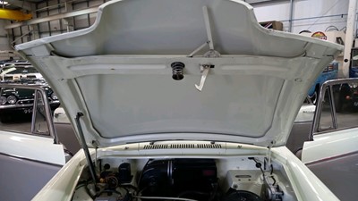 Lot 384 - 1969 WOLSELEY 16/60
