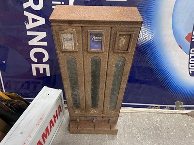 Lot 116 - CIGARETTE VENDING MACHINE