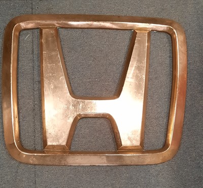 Lot 409 - HEAVY BRONZE HONDA DEALERSHIP SIGN