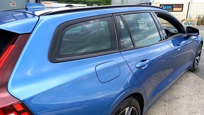 Lot 117 - 2019 VOLVO	V60 R-DESIGN D4 AUTO