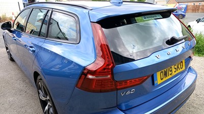 Lot 117 - 2019 VOLVO	V60 R-DESIGN D4 AUTO