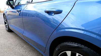 Lot 117 - 2019 VOLVO	V60 R-DESIGN D4 AUTO