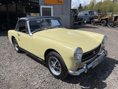 Lot 94 - 1972 MG MIDGET