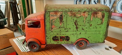 Lot 597 - TIN VAN