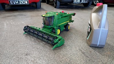 Lot 141 - JOHN DEERE FARMING VEHICLE