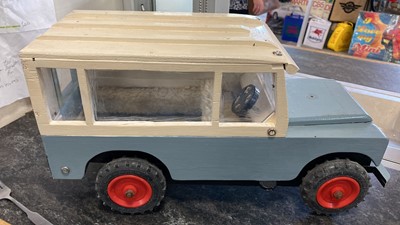 Lot 249 - MODEL LAND ROVER