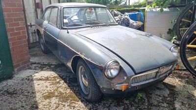 Lot 118 - 1967 MG B GT