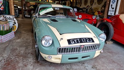 Lot 202 - 1971 MG B SEBRING REPLICA