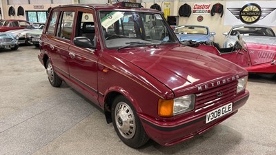 Lot 180 - 2000 METROCAB TAXI TTT