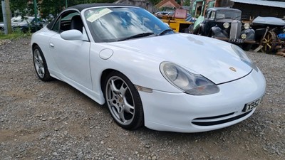 Lot 12 - 2001 PORSCHE 911 CARRERA TIPTRONIC S