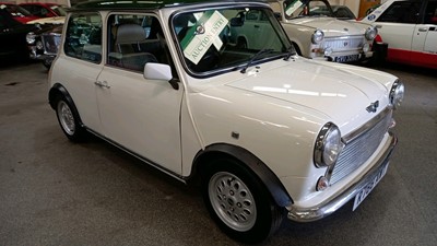 Lot 360 - 1997 ROVER MINI