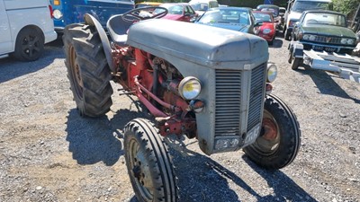 Lot 522 - 1957 MASSEY FERGUSON