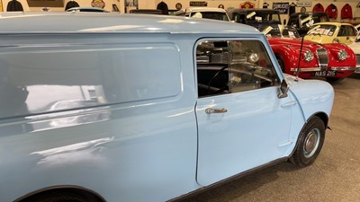 Lot 157 - 1972 AUSTIN MINI 850 VAN