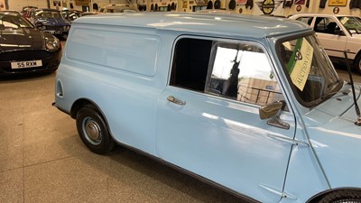 Lot 157 - 1972 AUSTIN MINI 850 VAN