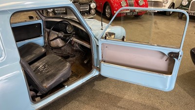 Lot 157 - 1972 AUSTIN MINI 850 VAN