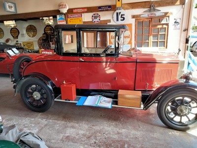 Lot 73 - 1927 MORRIS OXFORD