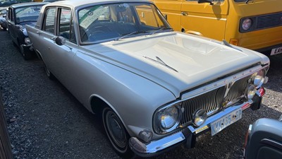 Lot 551 - FORD ZEPHYR