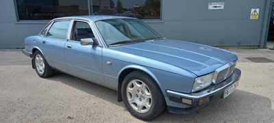 Lot 143 - 1989 JAGUAR SOVEREIGN AUTO
