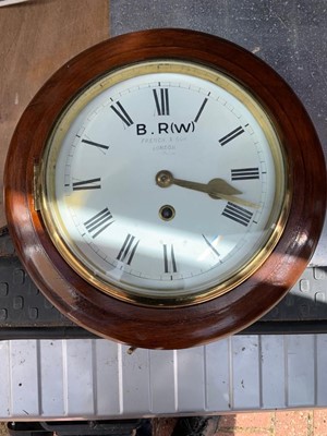Lot 171 - ROUND RAILWAY CLOCK
