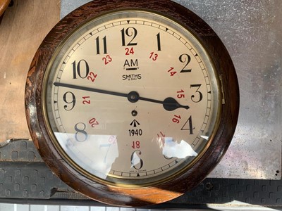Lot 179 - AM ROUND CLOCK