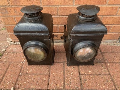 Lot 181 - PAIR OF RAILWAY LEVEL CROSSING LIGHTS