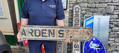 Lot 151 - ARDEN STREET SIGN