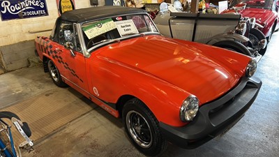 Lot 58 - 1976 MG MIDGET 1500
