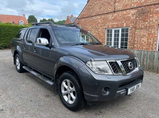 Lot 165 - 2011 NISSAN NAVARA