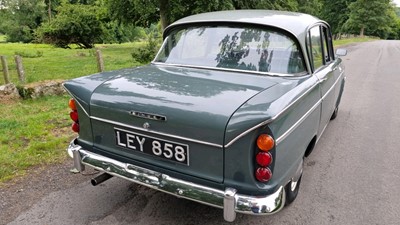 Lot 65 - 1962 SINGER VOGUE