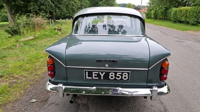 Lot 65 - 1962 SINGER VOGUE