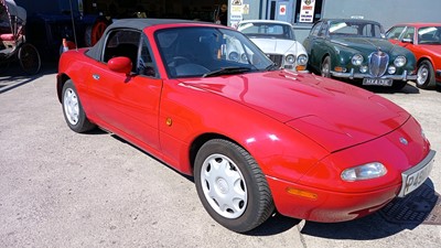 Lot 293 - 1997 MAZDA MX-5