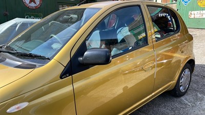Lot 272 - 2001 TOYOTA YARIS GS