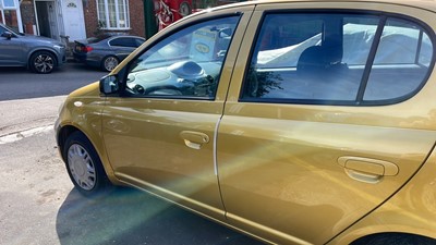 Lot 272 - 2001 TOYOTA YARIS GS