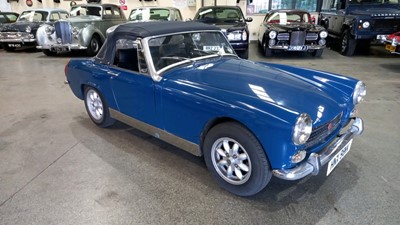 Lot 334 - 1971 MG MIDGET