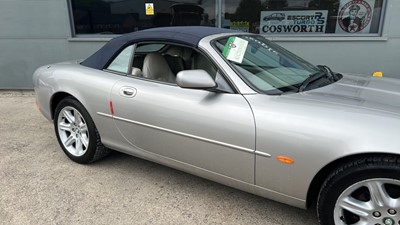Lot 348 - 1998 JAGUAR XK8