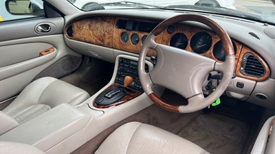 Lot 348 - 1998 JAGUAR XK8