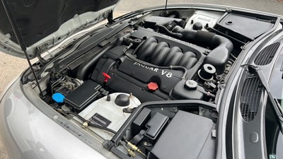 Lot 348 - 1998 JAGUAR XK8