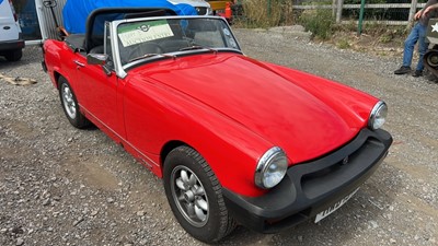 Lot 424 - 1975 MG MIDGET 1500