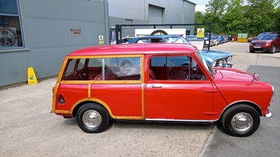 Lot 621 - 1966 AUSTIN MINI COUNTRYMAN