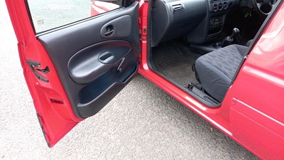 Lot 638 - 2002 FORD ESCORT 55 D VAN