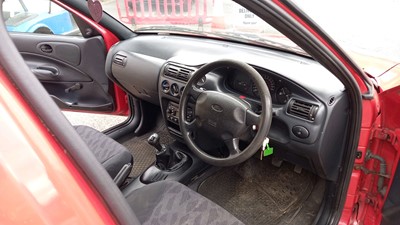 Lot 638 - 2002 FORD ESCORT 55 D VAN